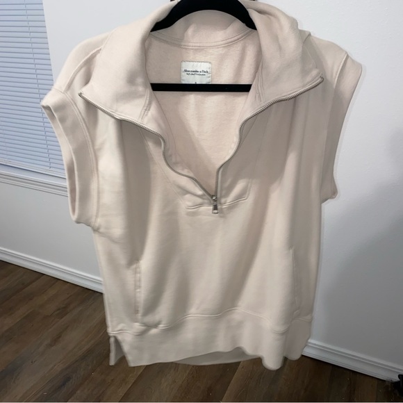 Abercrombie and Fitch oversized half-zip tunic vest quarter zip vest - Picture 8 of 8